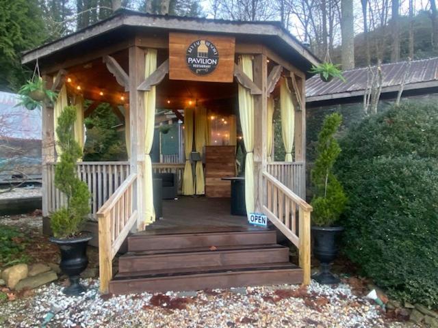The Inn At Key Falls Estate Pisgah Forest Exterior photo
